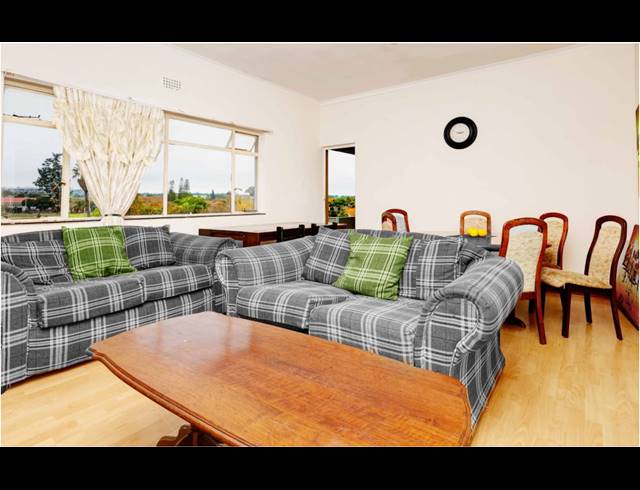 2 bed property to rent in OAKDALE